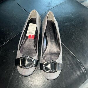 Ninewest buckled flats size 6